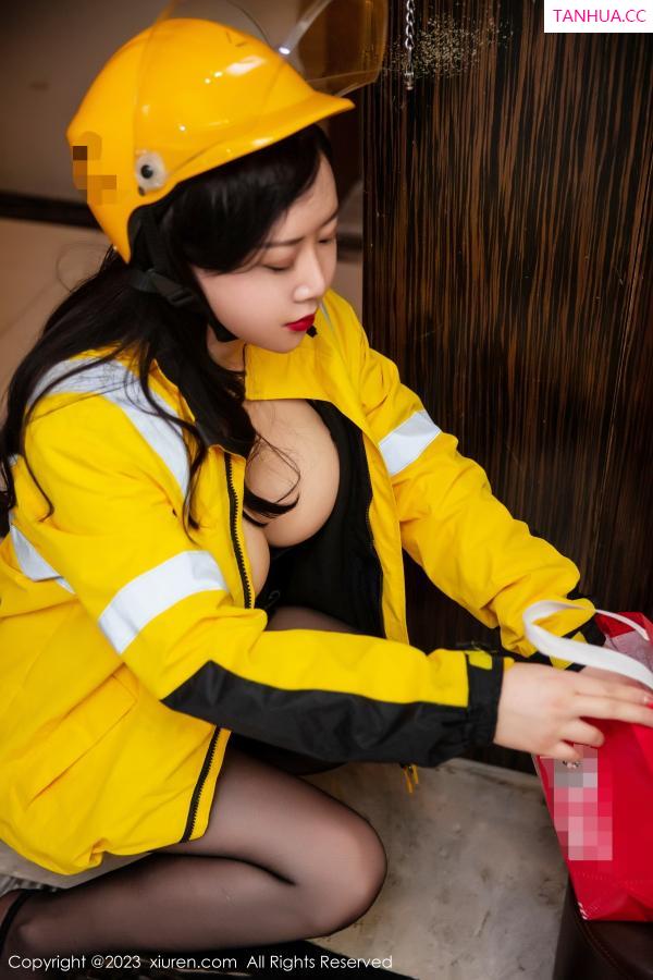 王格 王婉悠 [XiuRen]高清写真图 2023.07.18 No.7093 王婉悠Queen 情趣黑丝第24张图片